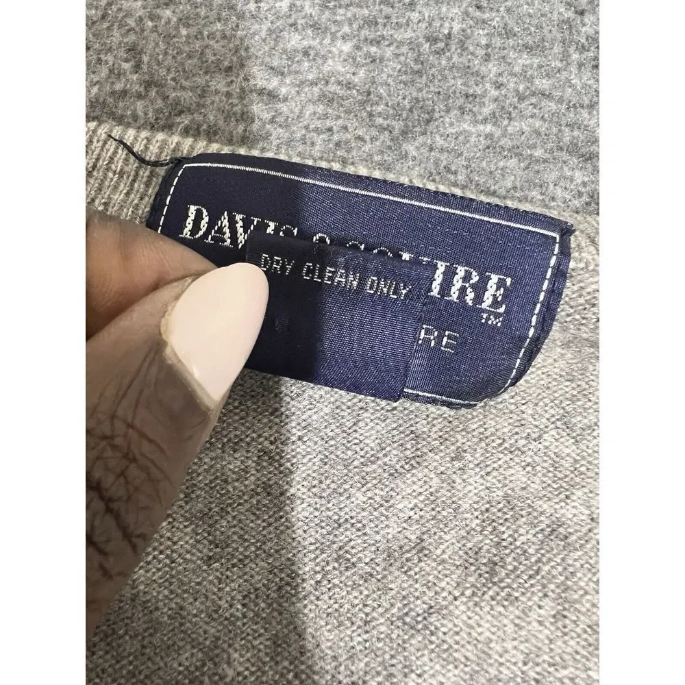 Davis & Squire 100% Cashmere V-Neck Sweater Sz L‎ Classic Capsule Minimalist - Picture 5 of 9
